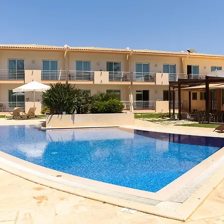 Aparthotel Pontalaia Turisticos
