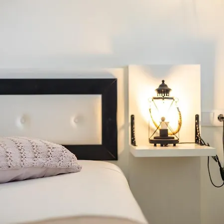 شقة فندقية Pontalaia Turisticos 4*