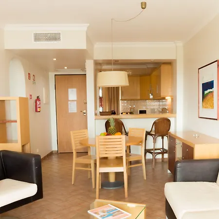 Aparthotel Pontalaia Turisticos 4*