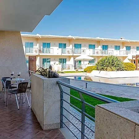 Pontalaia Turisticos Aparthotel
