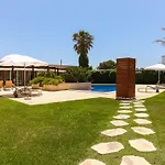 Pontalaia Turísticos Apartahotel