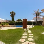 Pontalaia Turísticos Apartahotel 4*