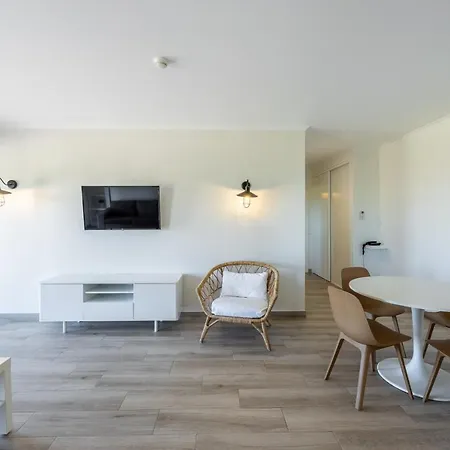 Lejlighedshotel Pontalaia Turisticos