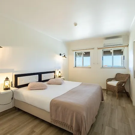 Pontalaia Turisticos 4* סאגרש