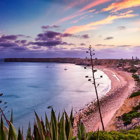 מלון דירות Pontalaia Turisticos 4*